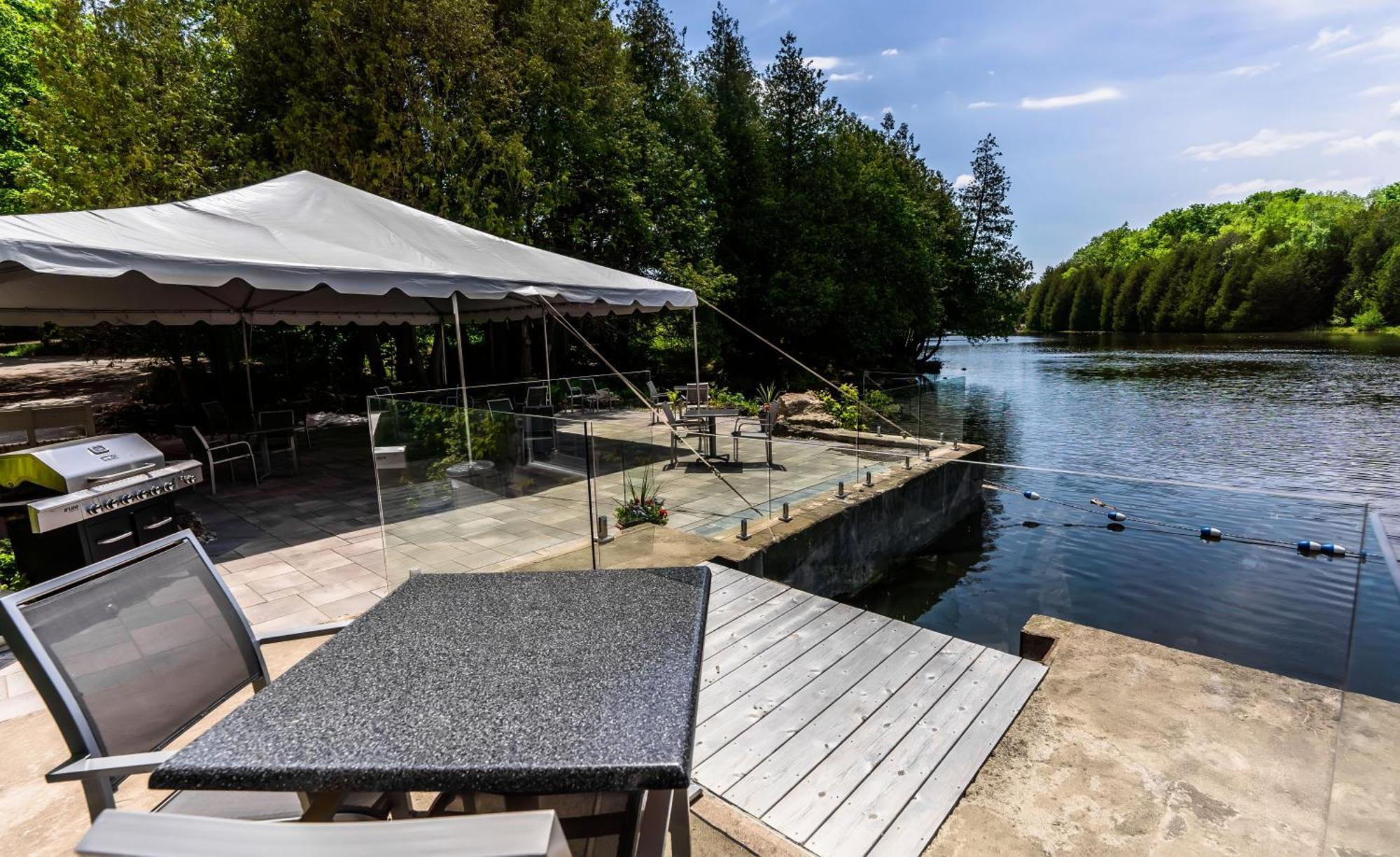 Millcroft Inn & Spa Village Of Alton Exterior photo